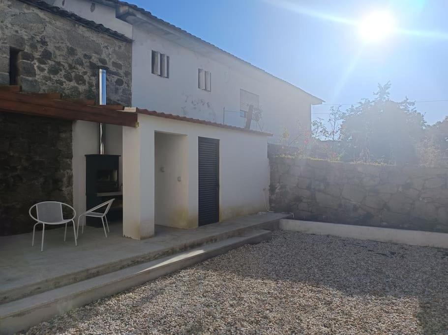 부젤라 Casa Alem Da Ponte 빌라 외부 사진